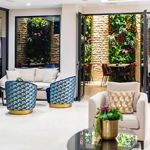 4* Отель Aprilis Deluxe