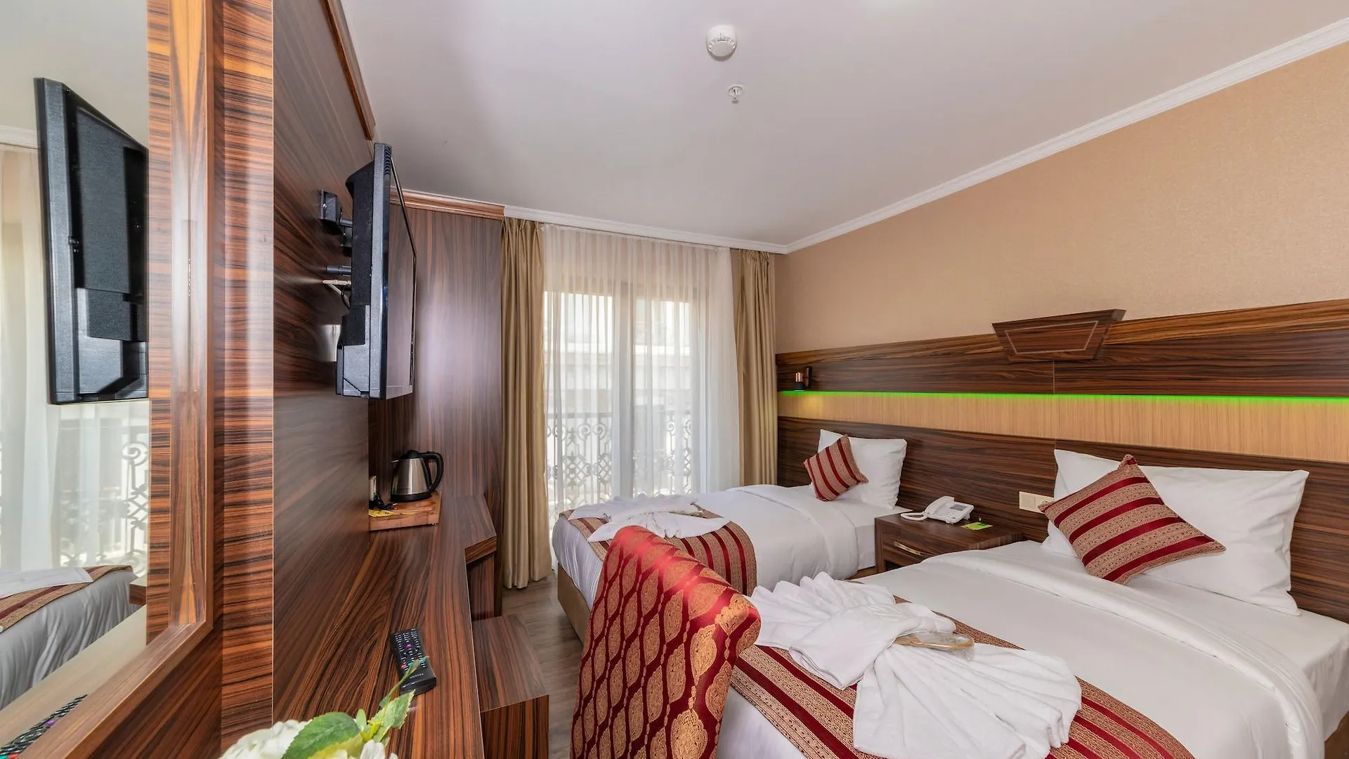 Vision Deluxe Hotel اسطنبول تركيا